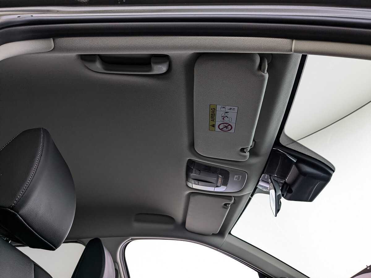 Купить Kia Sorento с пробегом. Фото: #18