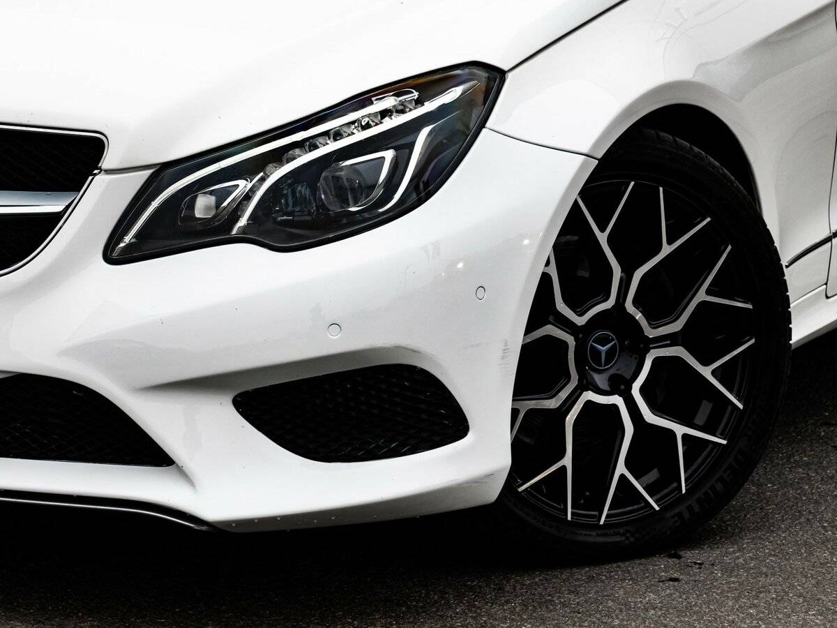 Купить Mercedes-Benz E-Класс с пробегом. Фото: #2
