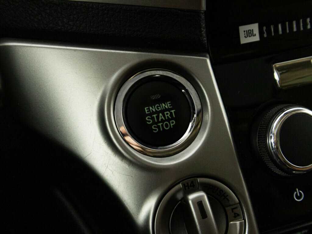 Купить Toyota Land Cruiser с пробегом. Фото: #21