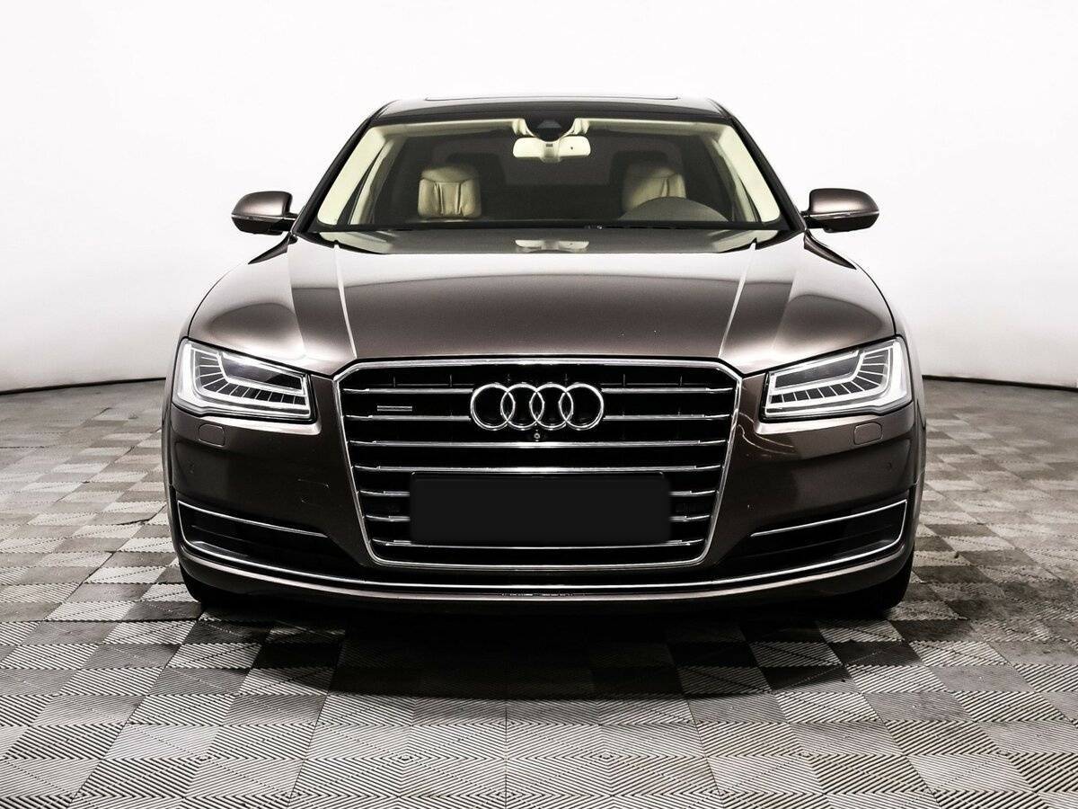Купить Audi A8 с пробегом. Фото: #1