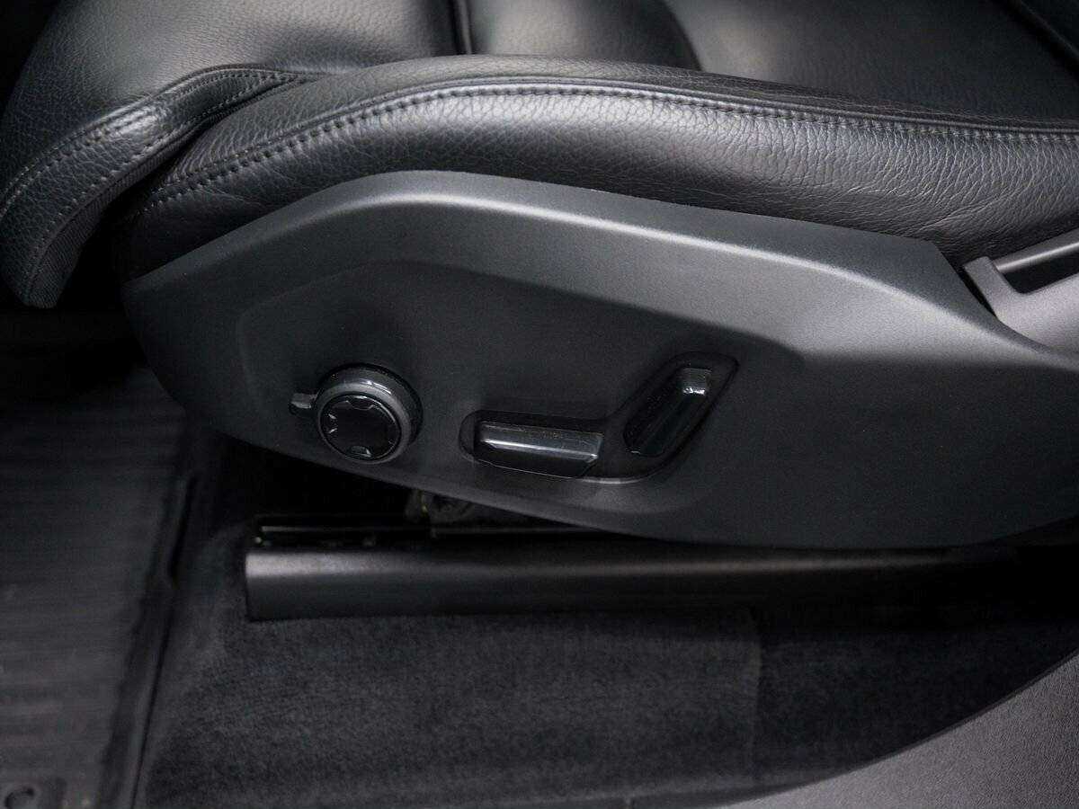 Купить Volvo XC90 с пробегом. Фото: #15