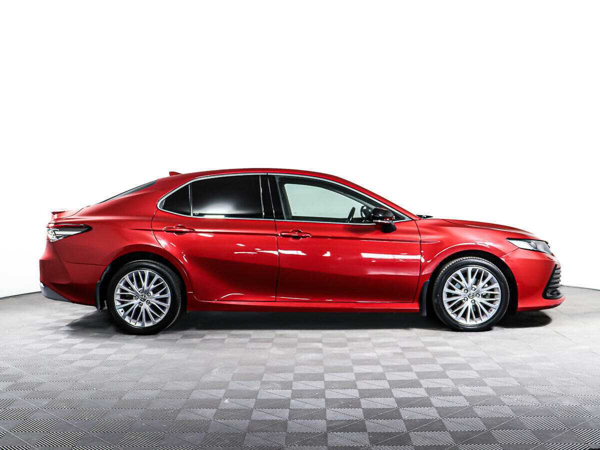 Купить Toyota Camry с пробегом. Фото: #1