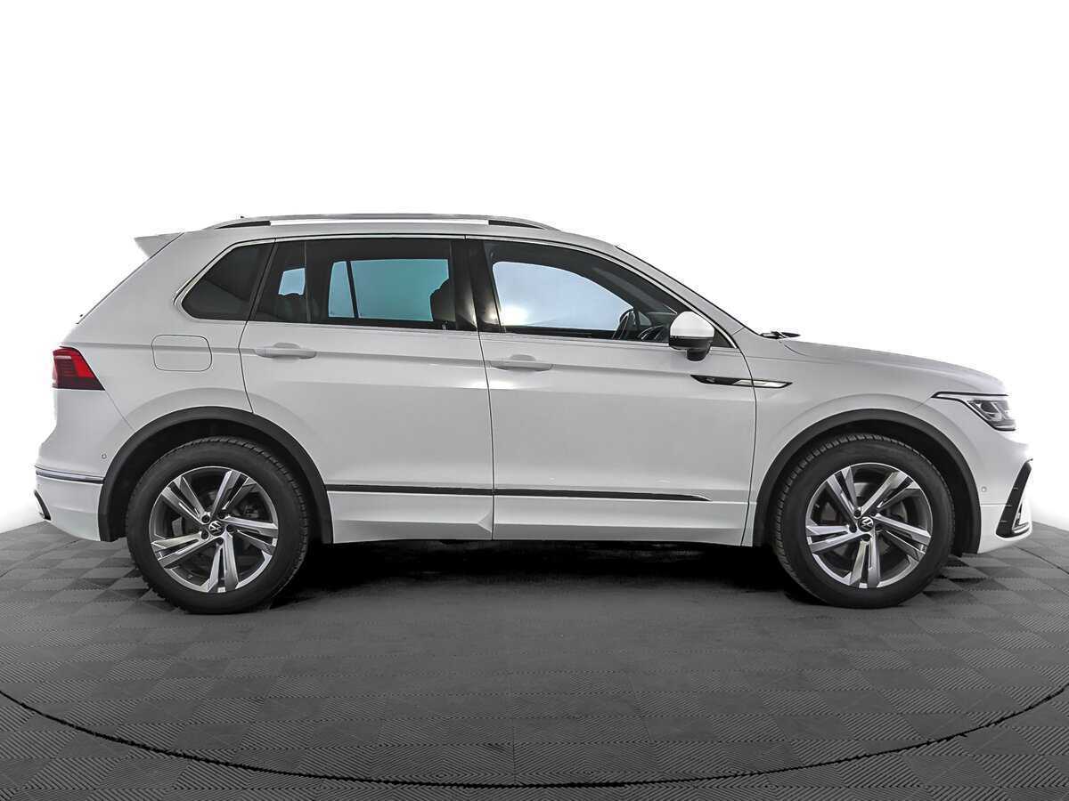 Купить Volkswagen Tiguan с пробегом. Фото: #3