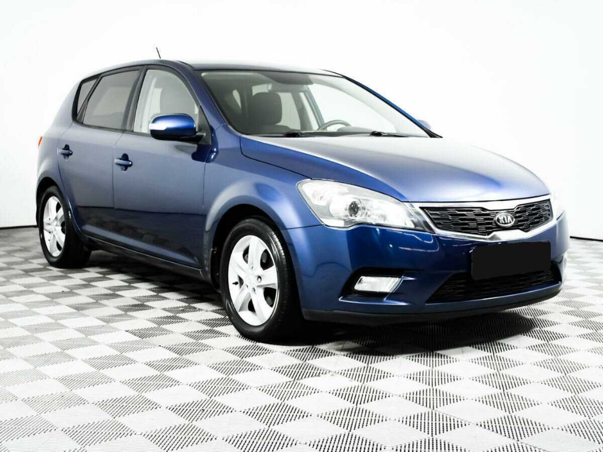 Купить Kia Ceed с пробегом. Фото: #2