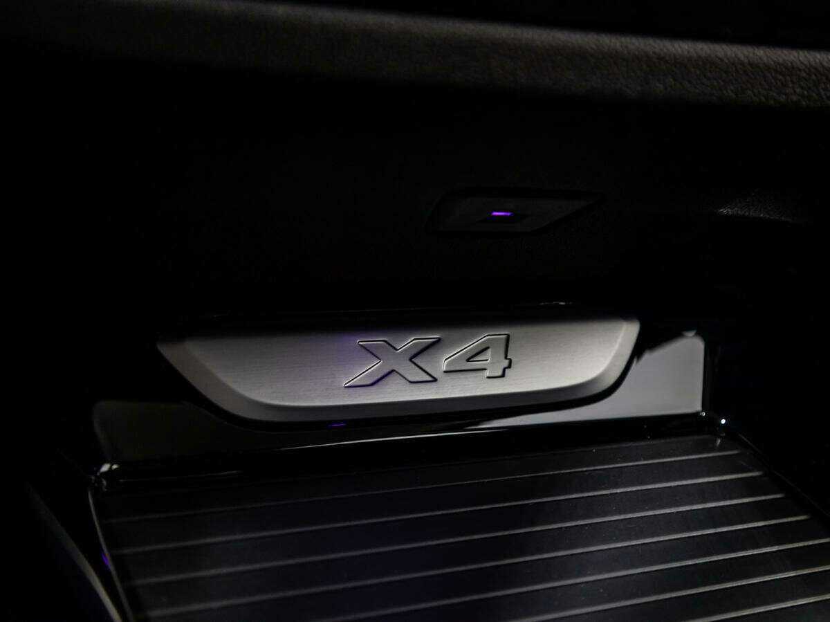 Купить BMW X4 с пробегом. Фото: #26