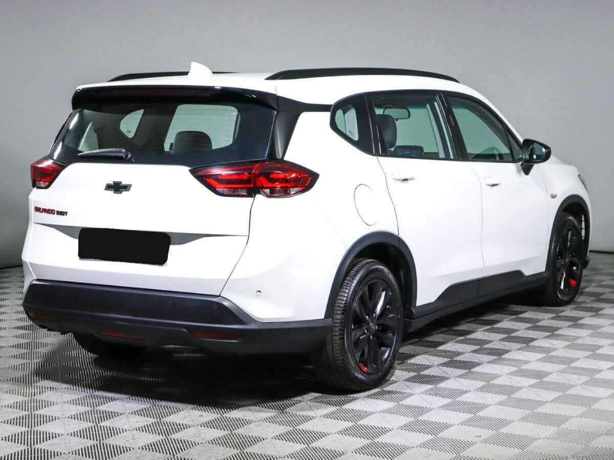 Купить Chevrolet Orlando с пробегом. Фото: #3