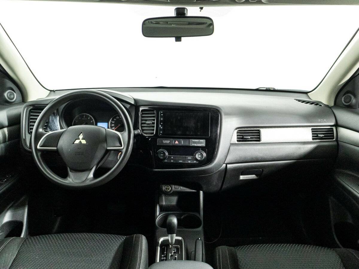 Купить Mitsubishi Outlander с пробегом. Фото: #12
