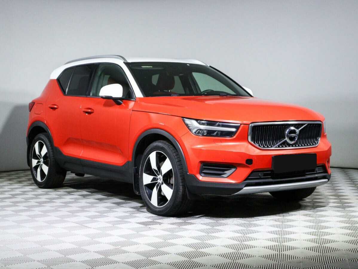 Купить Volvo XC40 с пробегом. Фото: #2