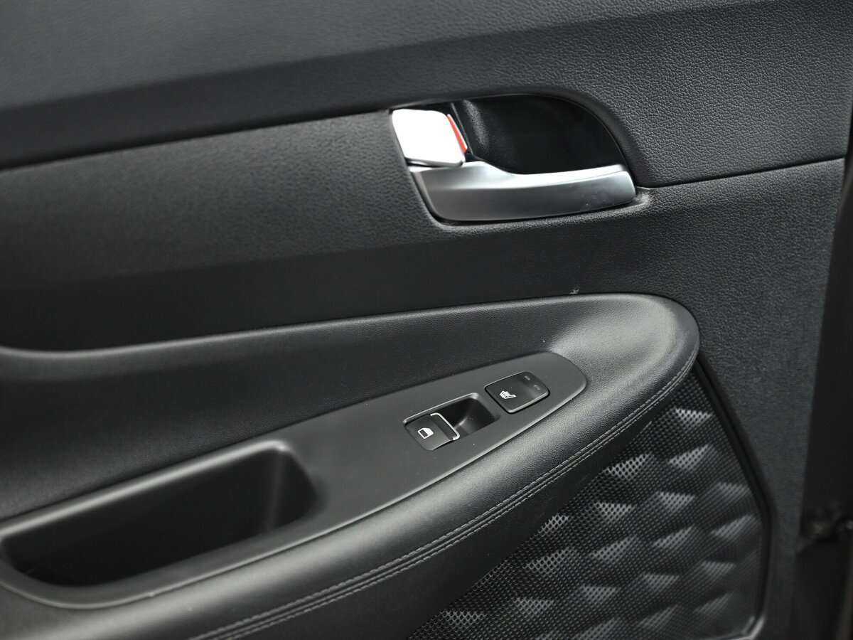 Купить Hyundai Santa Fe с пробегом. Фото: #14