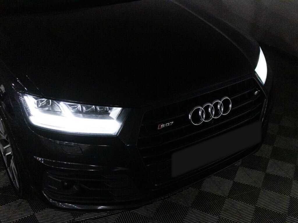 Купить Audi SQ7 с пробегом. Фото: #31