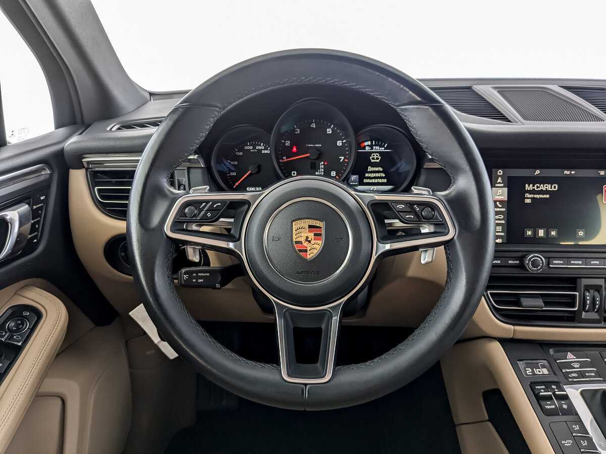 Купить Porsche Macan с пробегом. Фото: #17