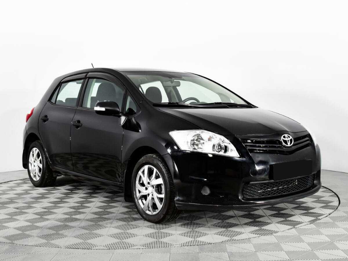 Купить Toyota Auris с пробегом. Фото: #2
