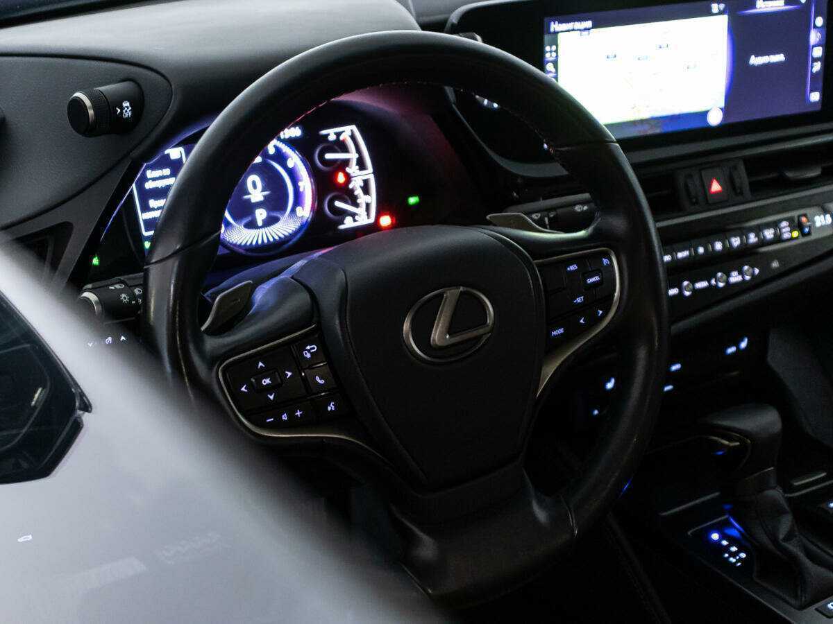 Купить Lexus ES с пробегом. Фото: #23