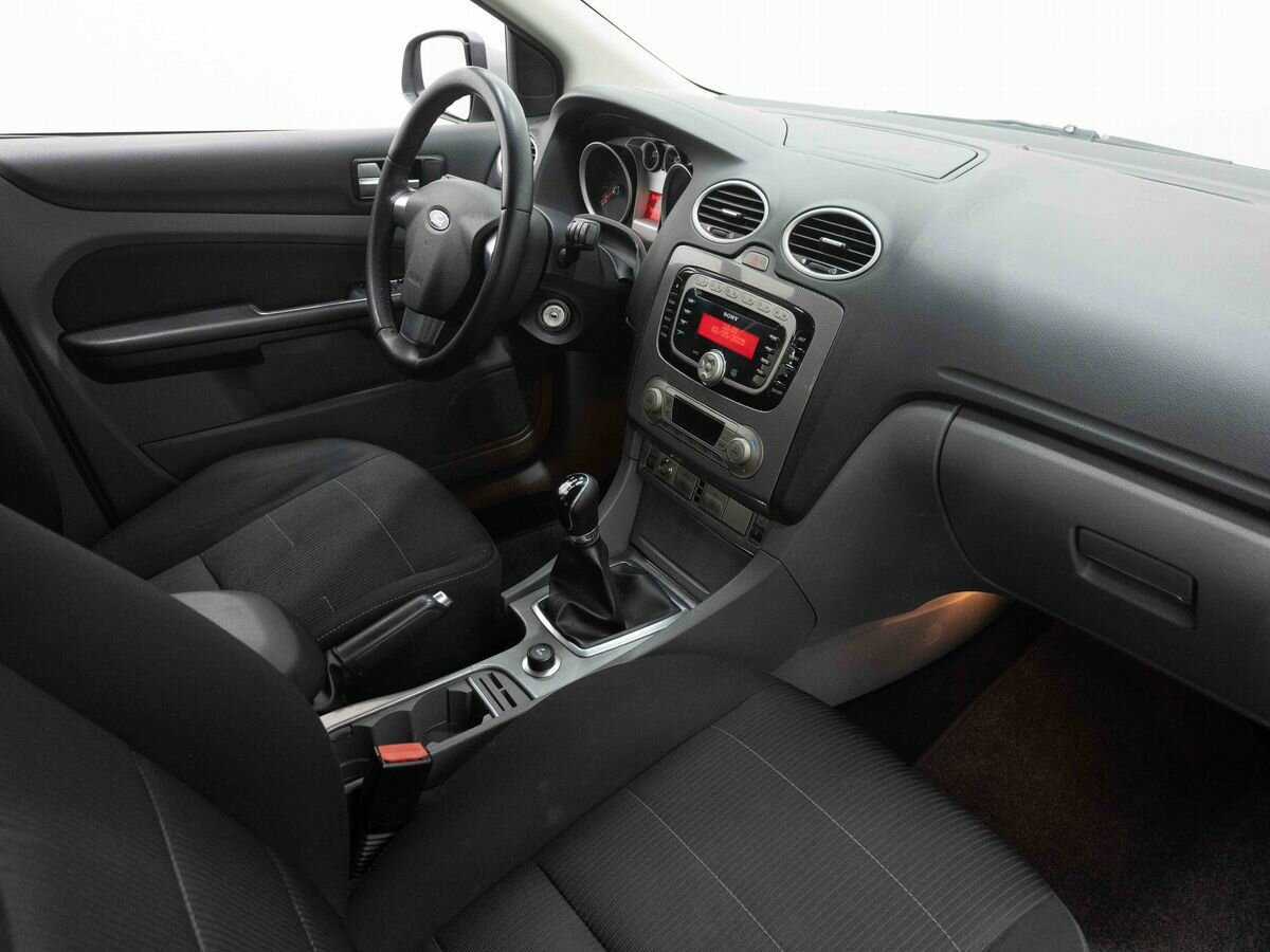 Купить Ford Focus с пробегом. Фото: #11