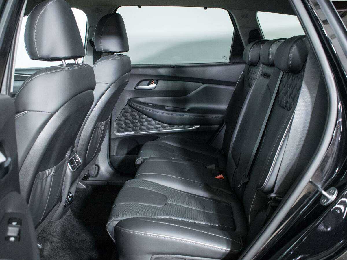 Купить Hyundai Santa Fe с пробегом. Фото: #9