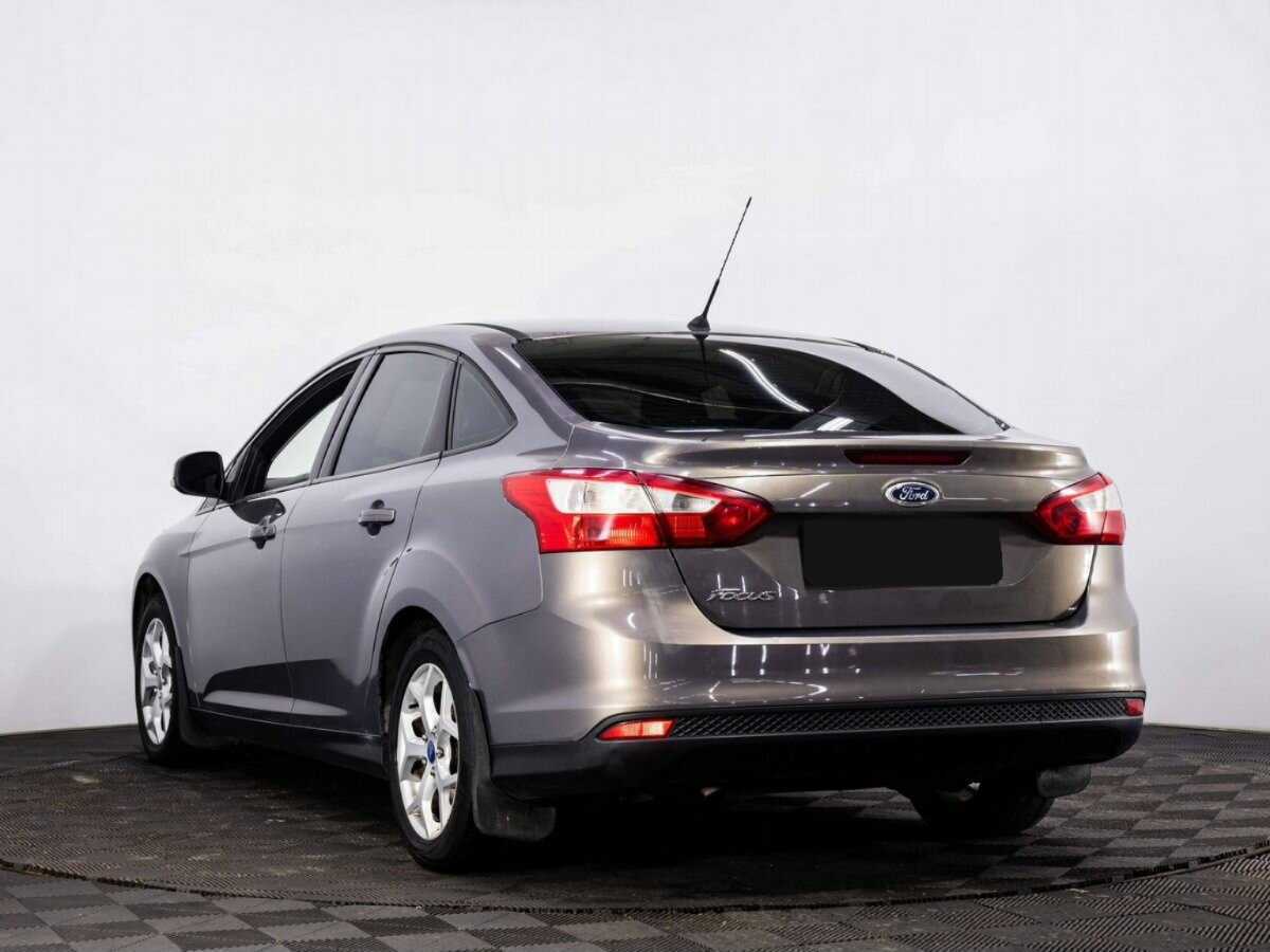 Купить Ford Focus с пробегом. Фото: #3