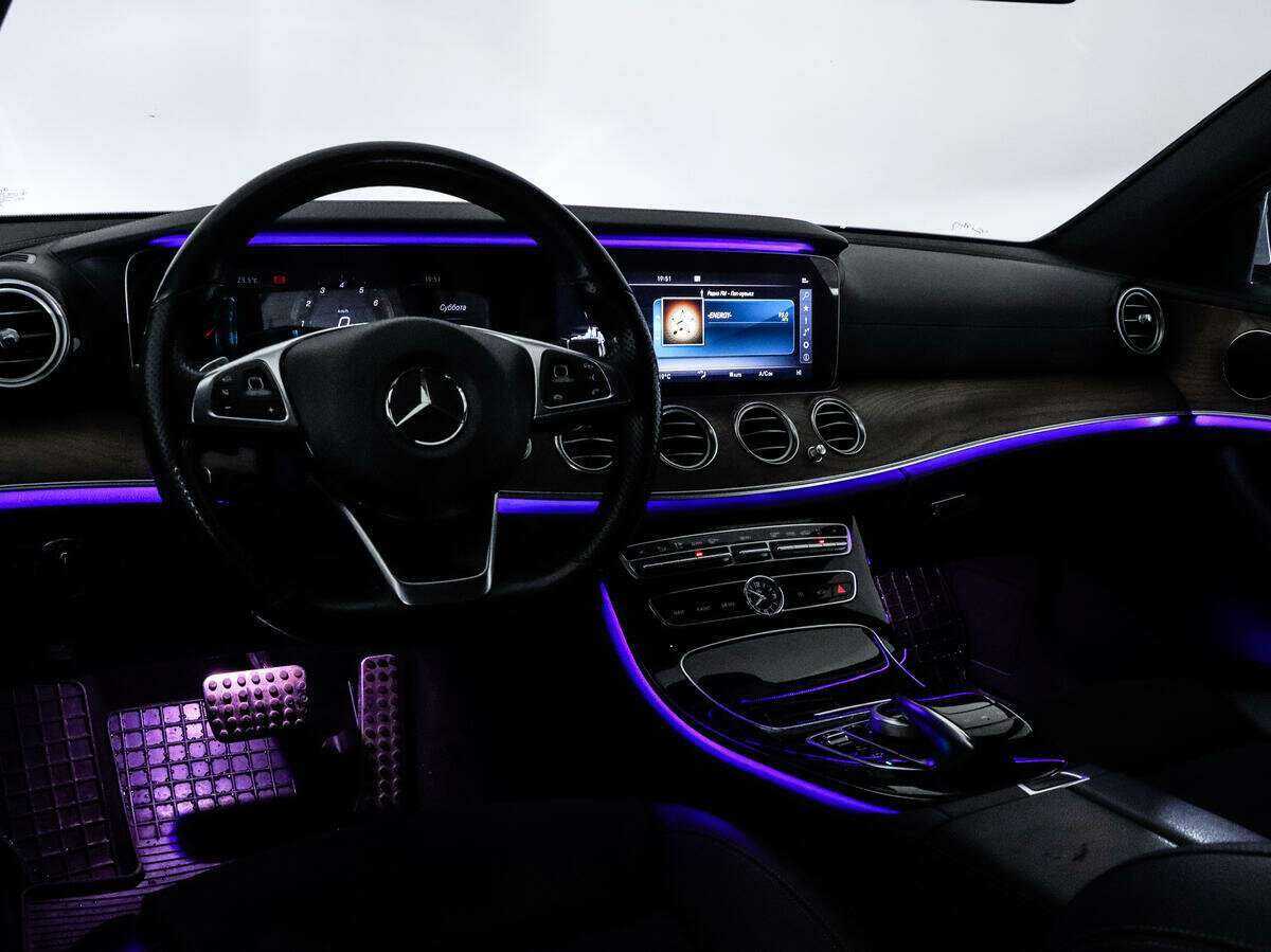 Купить Mercedes-Benz E-Класс с пробегом. Фото: #16