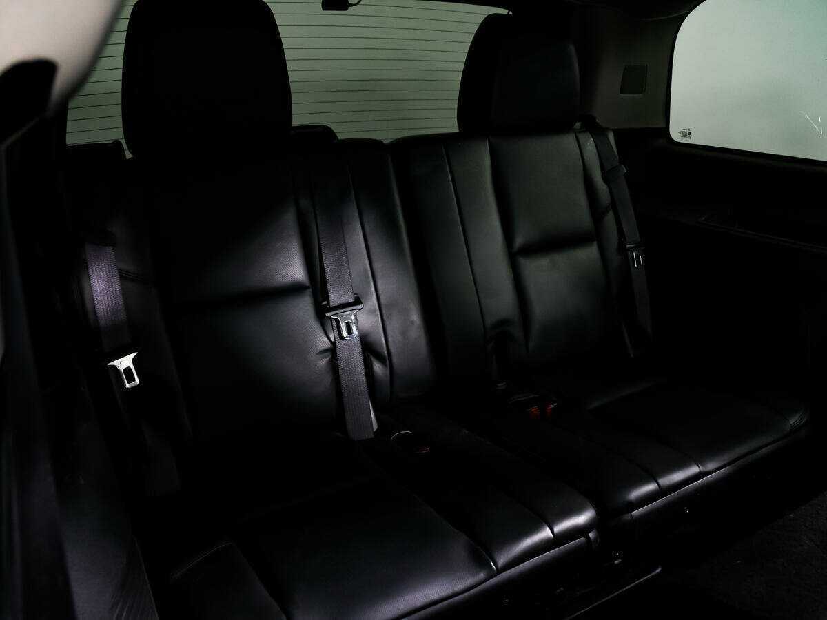 Купить Cadillac Escalade с пробегом. Фото: #12