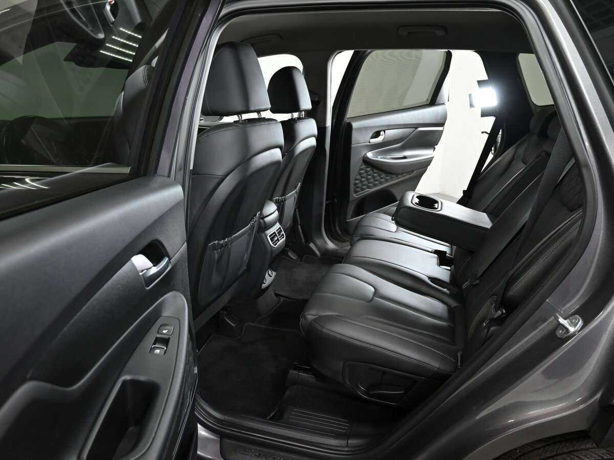 Купить Hyundai Santa Fe с пробегом. Фото: #17