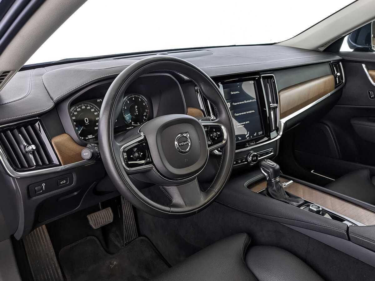 Купить Volvo S90 с пробегом. Фото: #10