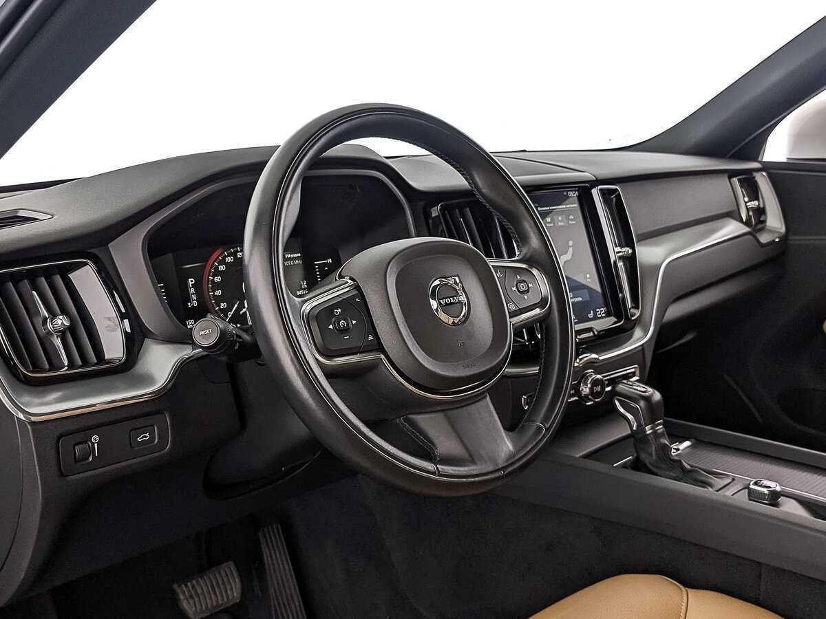 Купить Volvo XC60 с пробегом. Фото: #14