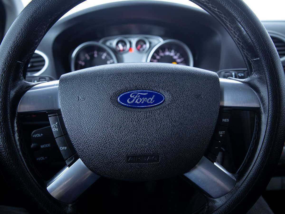 Купить Ford Focus с пробегом. Фото: #10