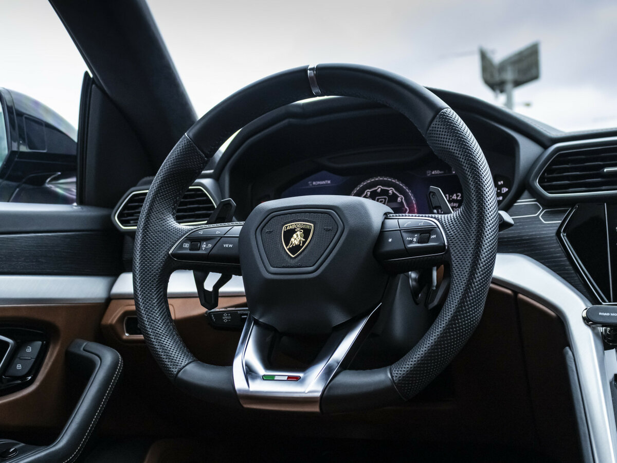 Купить Lamborghini Urus с пробегом. Фото: #13