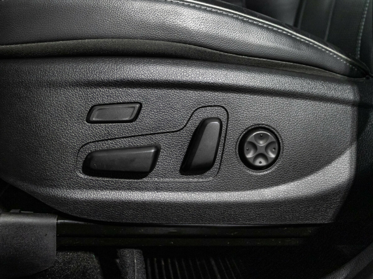 Купить Hyundai Santa Fe с пробегом. Фото: #13