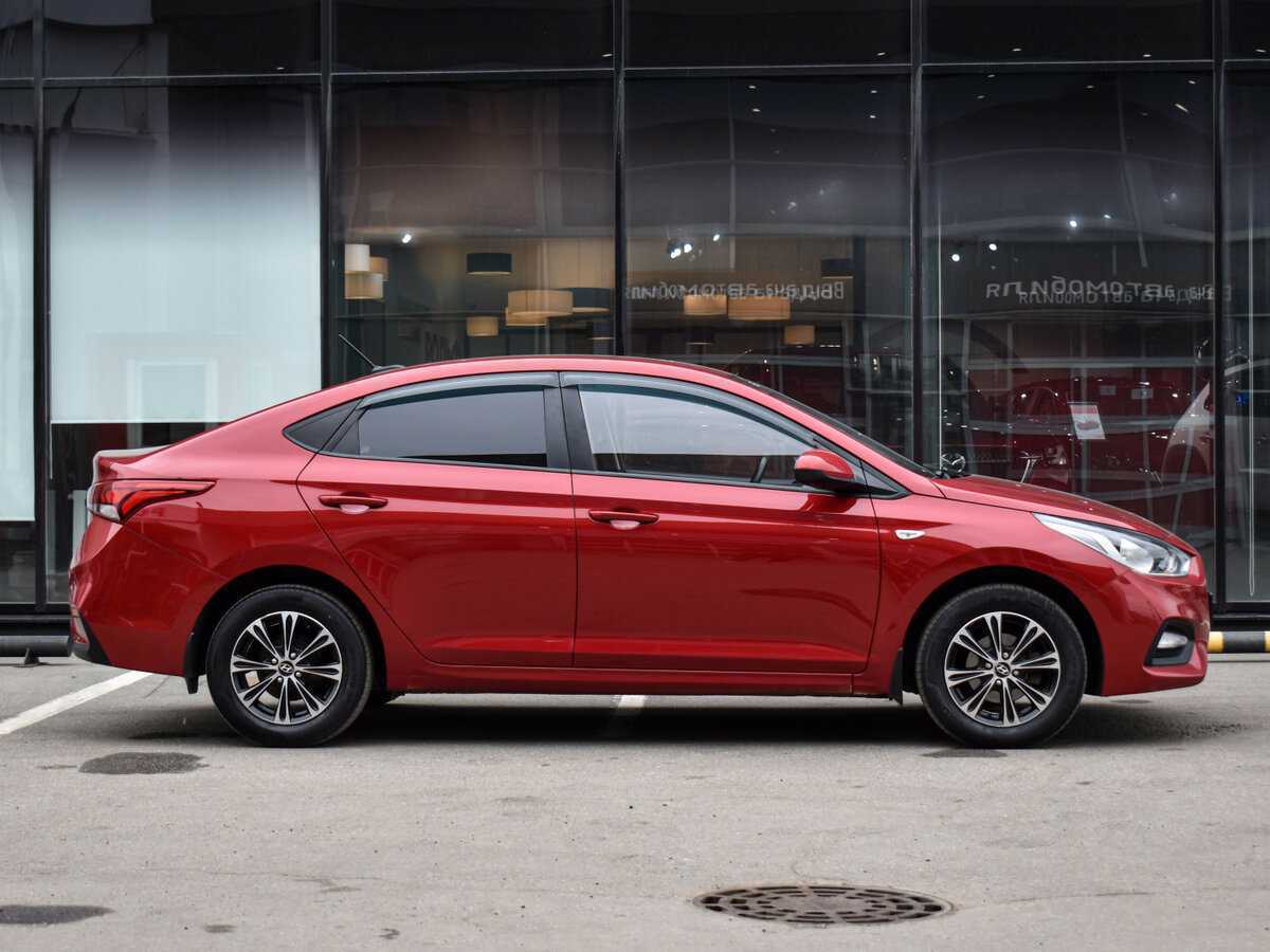 Купить Hyundai Solaris с пробегом. Фото: #3