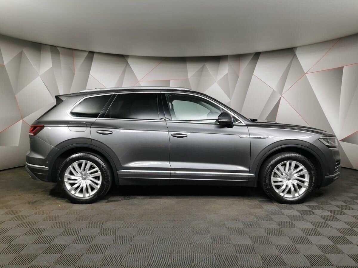 Купить Volkswagen Touareg с пробегом. Фото: #5