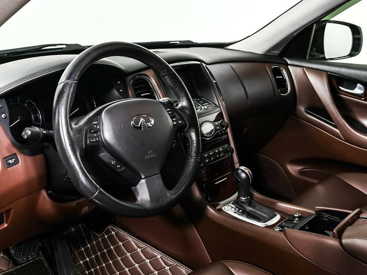 Купить Infiniti QX50 с пробегом. Фото: #11