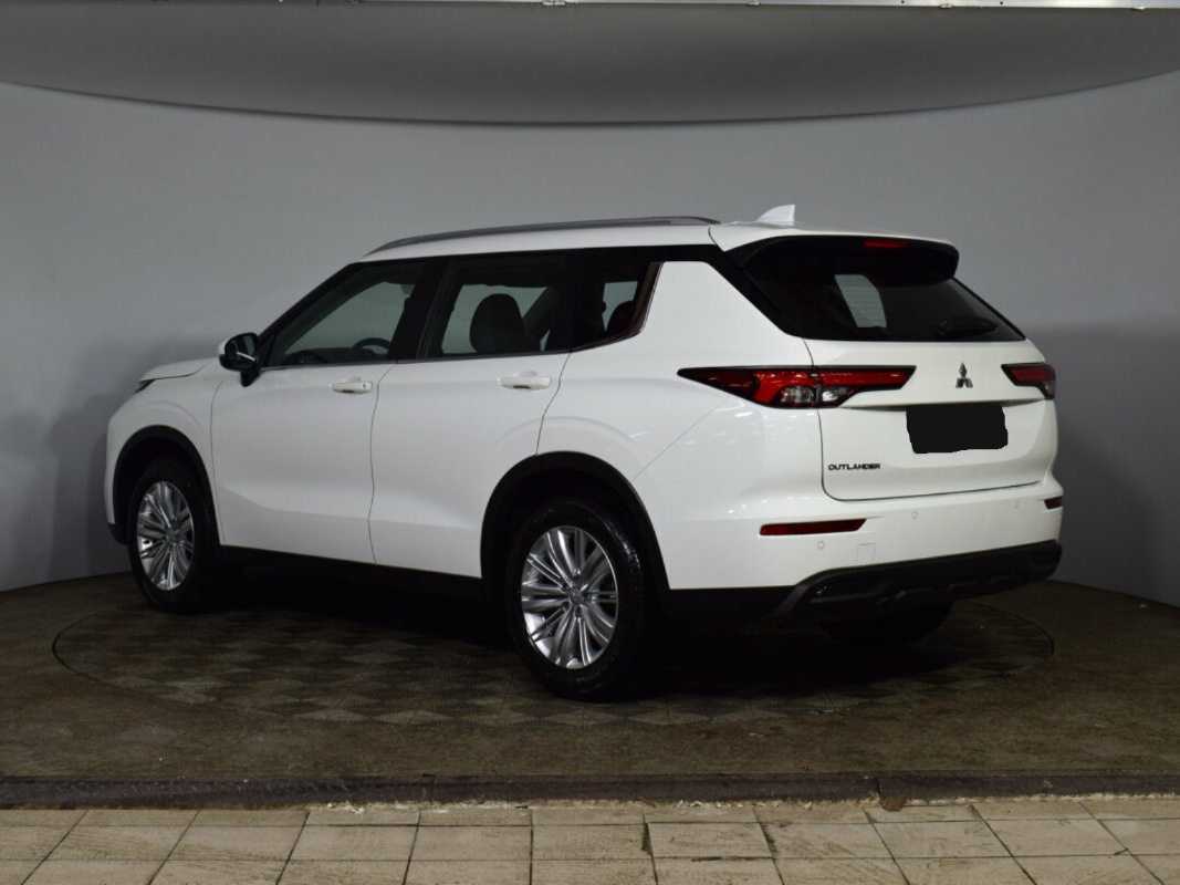 Купить Mitsubishi Outlander с пробегом. Фото: #6