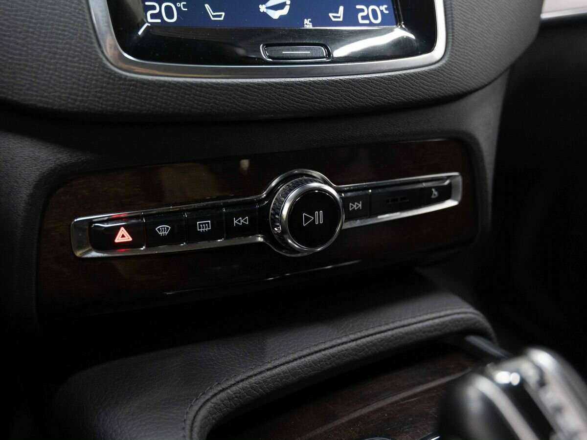 Купить Volvo XC90 с пробегом. Фото: #23