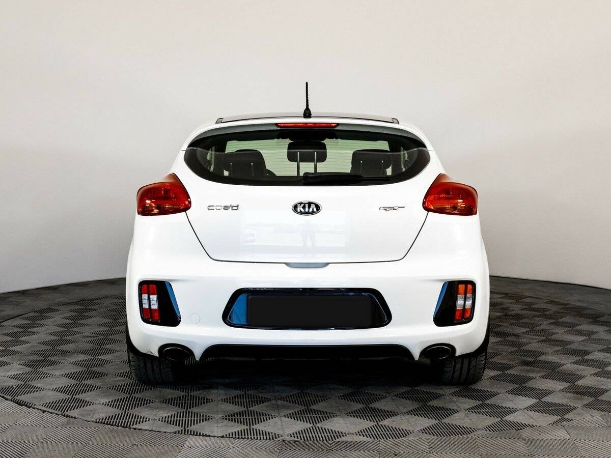Купить Kia Ceed GT с пробегом. Фото: #6