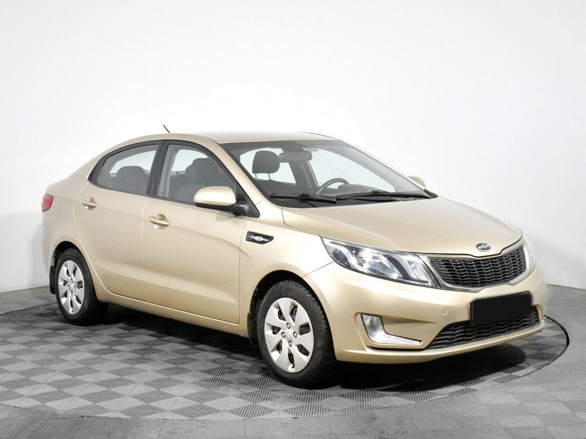 Купить Kia Rio с пробегом. Фото: #2