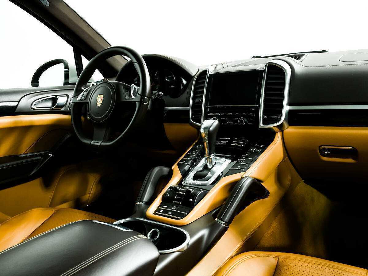 Купить Porsche Cayenne с пробегом. Фото: #8