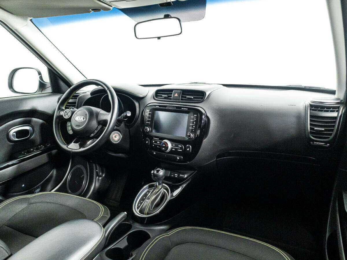 Купить Kia Soul с пробегом. Фото: #8