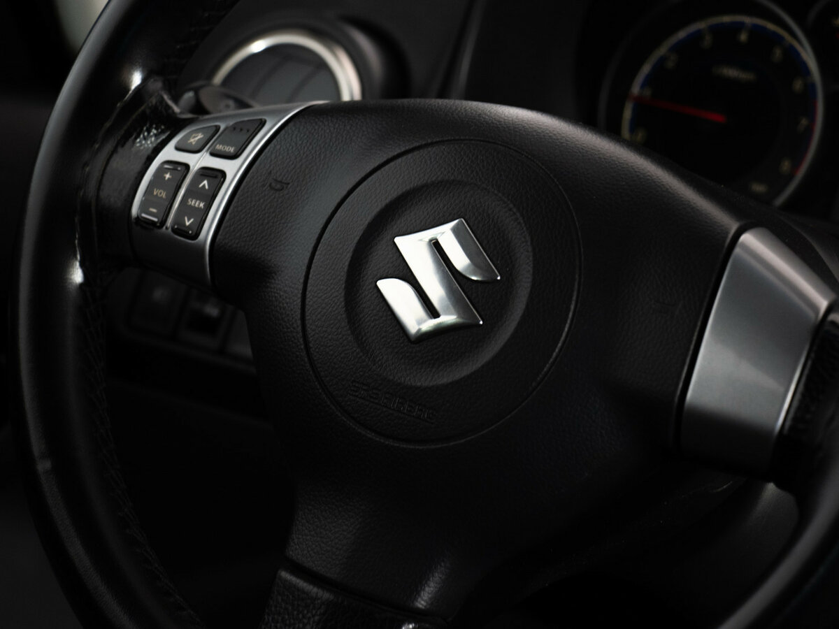 Купить Suzuki SX4 с пробегом. Фото: #7