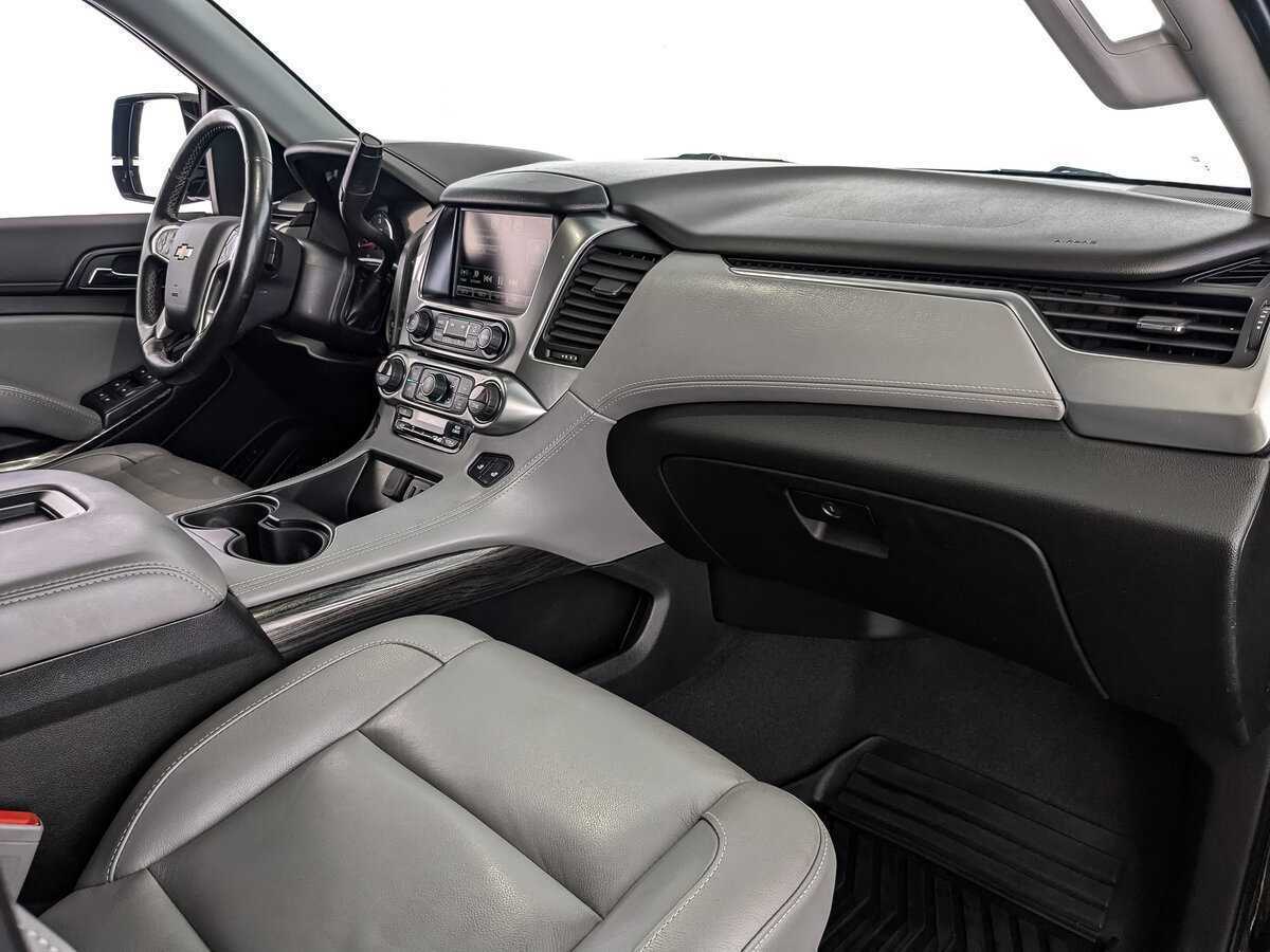 Купить Chevrolet Tahoe с пробегом. Фото: #8