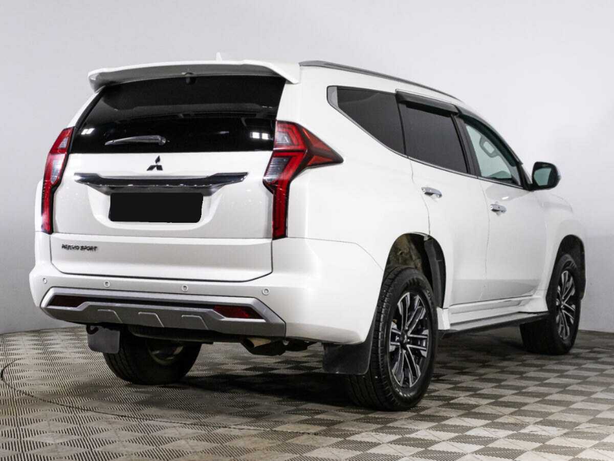 Купить Mitsubishi Pajero Sport с пробегом. Фото: #3