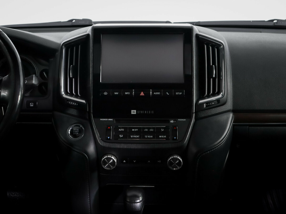 Купить Toyota Land Cruiser с пробегом. Фото: #12