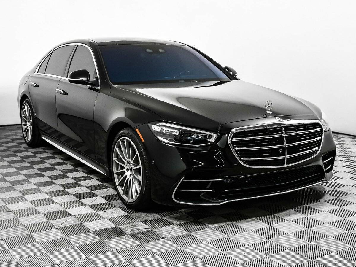 Купить Mercedes-Benz S-Класс с пробегом. Фото: #2