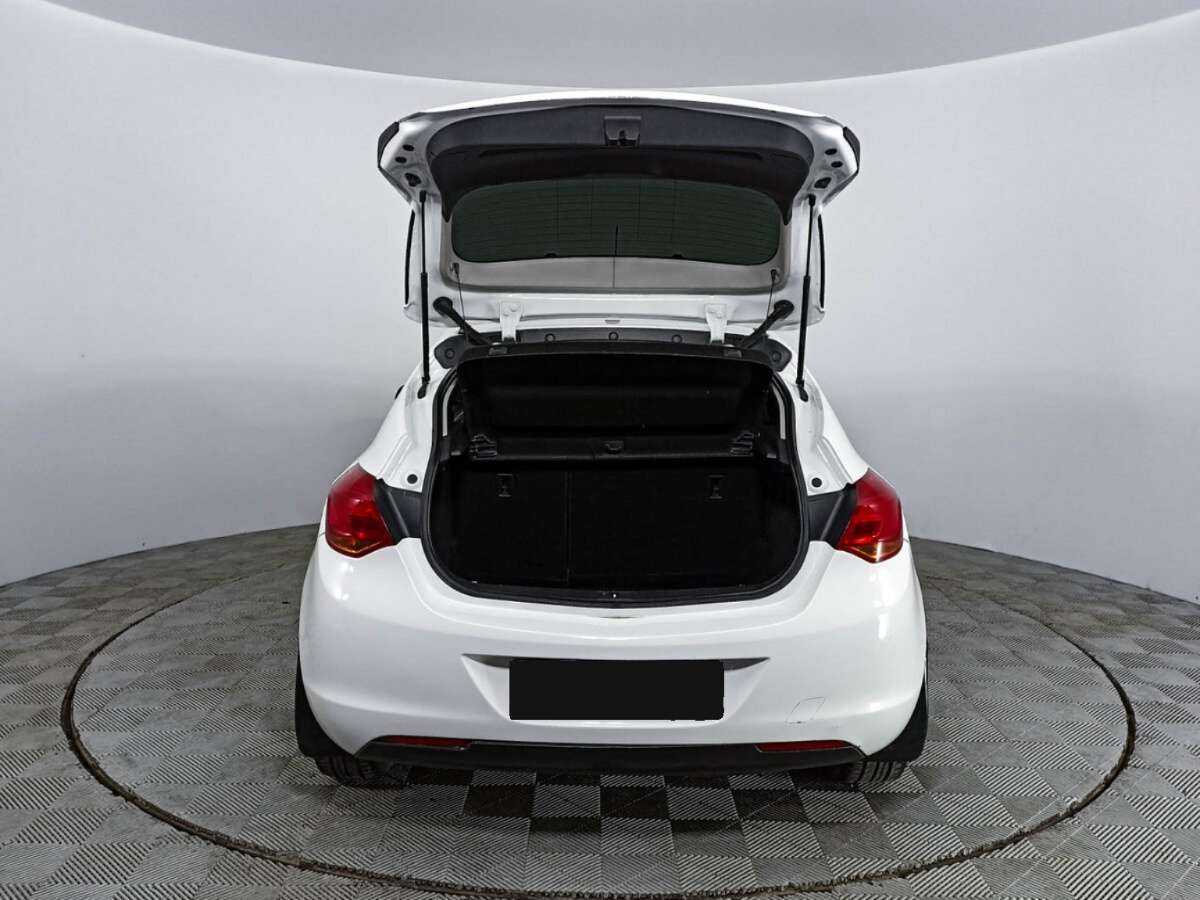 Купить Opel Astra с пробегом. Фото: #9