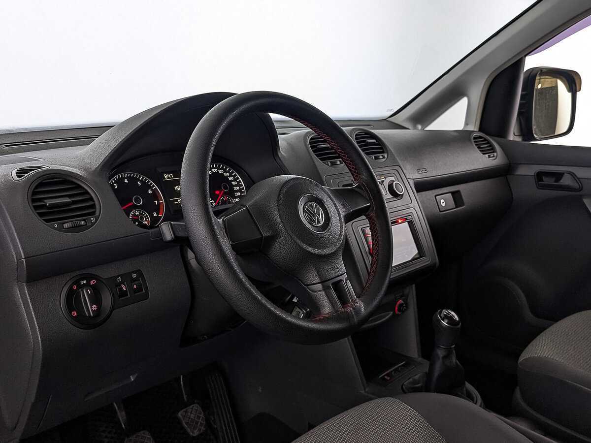 Купить Volkswagen Caddy с пробегом. Фото: #14