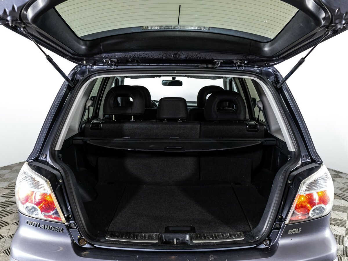 Купить Mitsubishi Outlander с пробегом. Фото: #17
