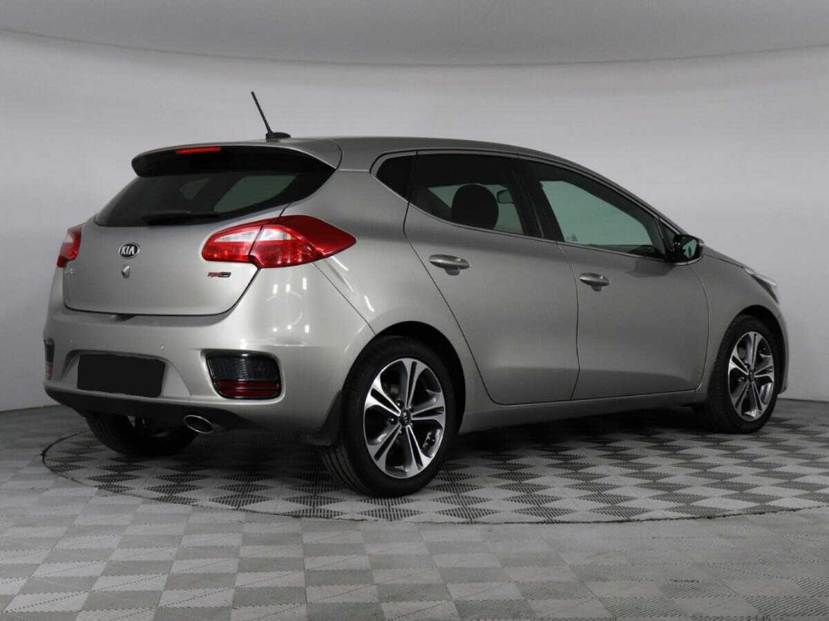 Купить Kia Ceed с пробегом. Фото: #4