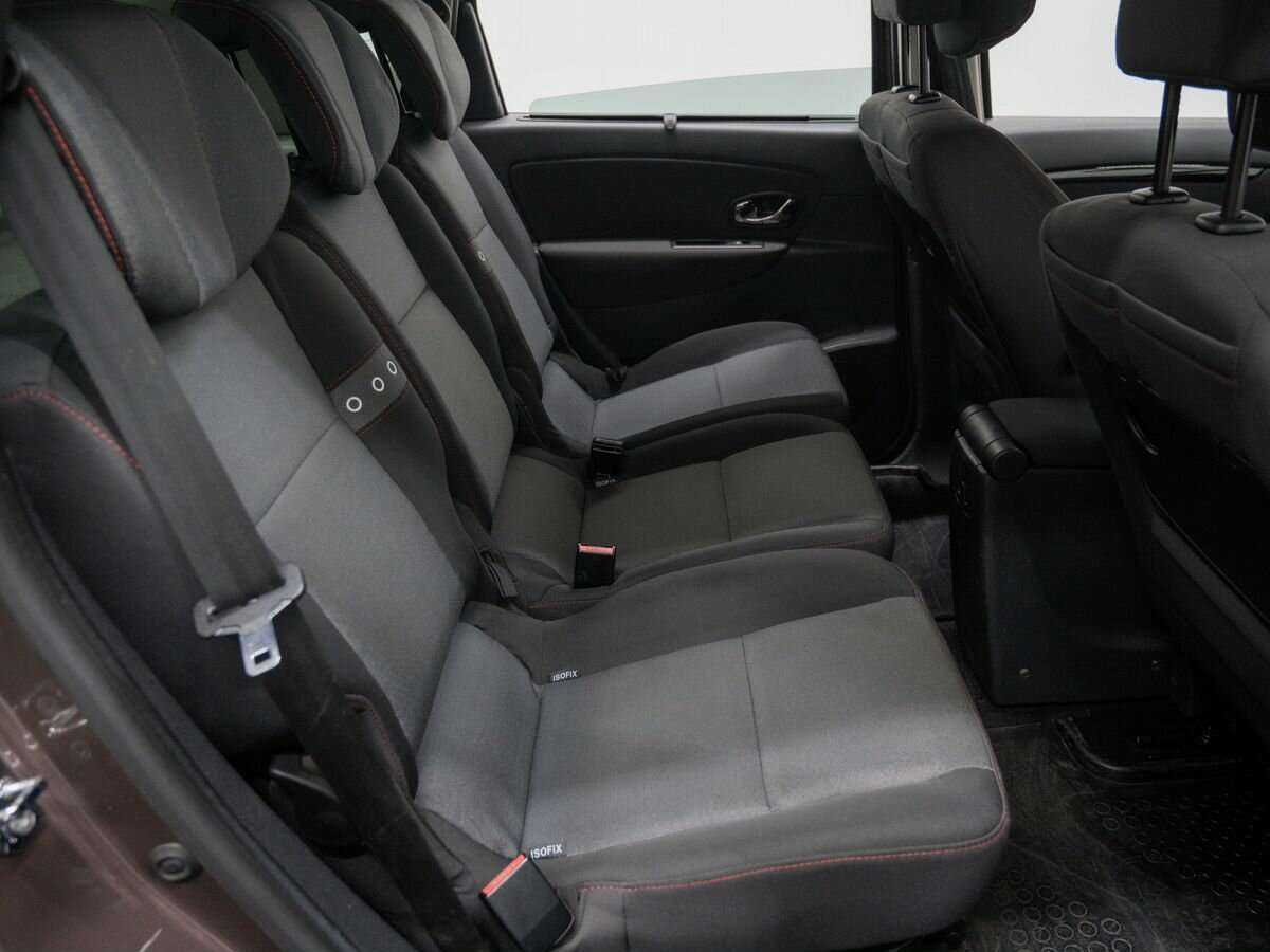 Купить Renault Scenic с пробегом. Фото: #7