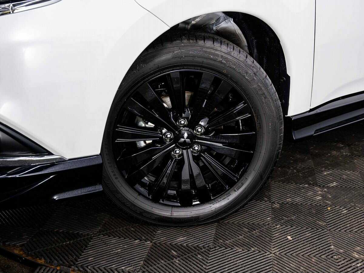 Купить Mitsubishi Outlander с пробегом. Фото: #8