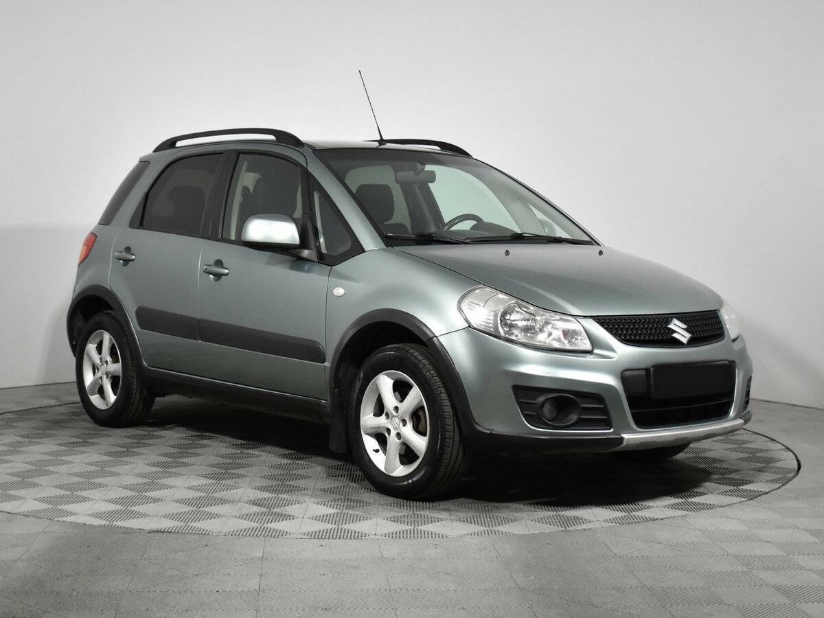Купить Suzuki SX4 с пробегом. Фото: #2