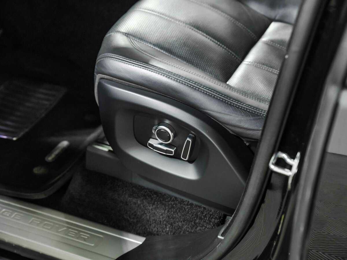 Купить Land Rover Range Rover с пробегом. Фото: #16